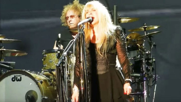 Stevie Nicks Covers Led Zeppelin’s “Rock N’ Roll” And Leaves This Crowd With Their Jaws On The Floor | I Love Classic Rock Videos