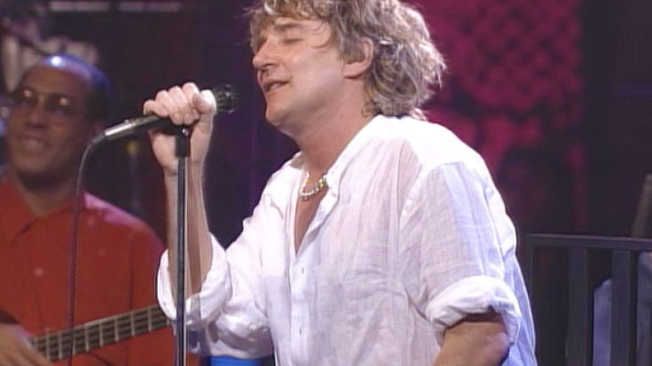 Rod Stewart Goes Unplugged For “Maggie May,” And The Result Is One Of His Greatest Performances Yet | I Love Classic Rock Videos