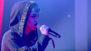 Her Dark, Haunting Twist On Fleetwood Mac’s “The Chain” Is So Enchantingly Beautiful…