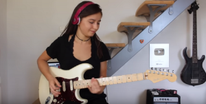 Girl Absolutely Crushes ‘Comfortably Numb’ Solo Beautifully