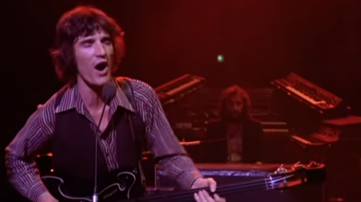 Rick Danko Stuns Everyone In “The Weight” Live For The Last Waltz | I Love Classic Rock Videos