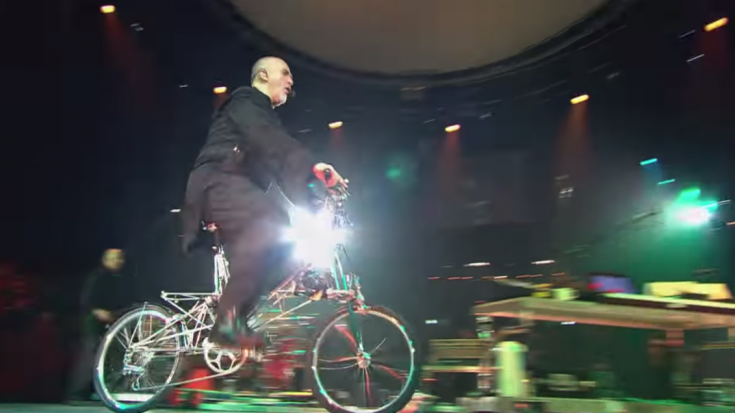 Peter Gabriel’s “Solsbury Hill” On A Bike Was His Best Live Performance | I Love Classic Rock Videos