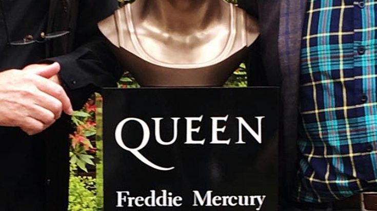 Brian May Unveils Stunning New Freddie Mercury Sculpture For Queen Exhibition | I Love Classic Rock Videos
