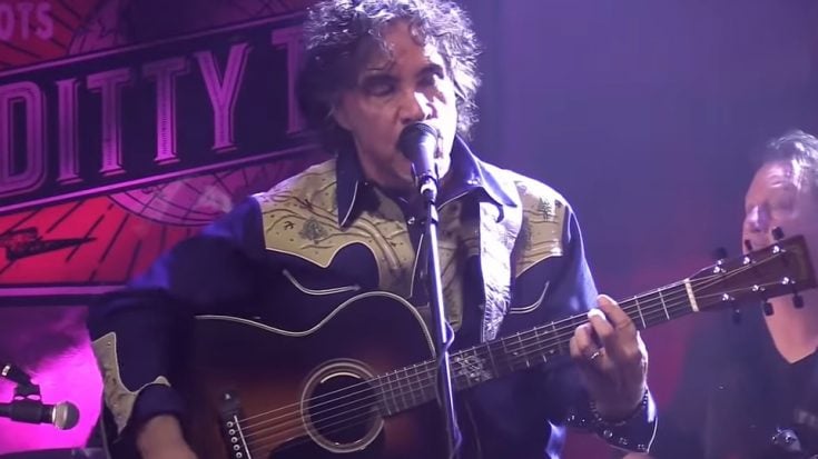 John Oates Shares Update After Gall Bladder Surgery | I Love Classic Rock Videos