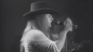Lynyrd Skynyrd Performs “That Smell” In New Jersey, 1977