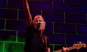 Roger Waters Extends North America Tour