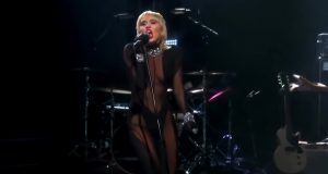 Miley Cyrus Performs Covers From Blondie and Hall & Oates – Watch