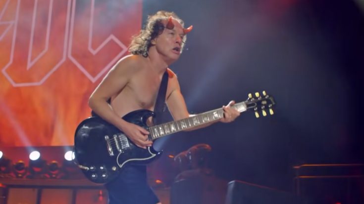 AC/DC Proves Their Music Is Power In Panama | I Love Classic Rock Videos