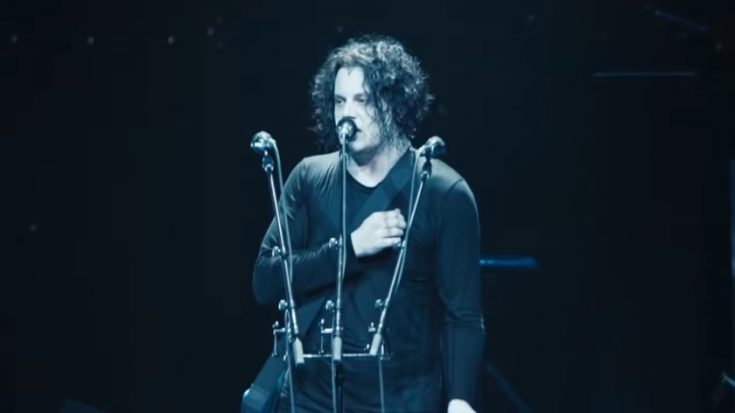 Busker’s Smashed Guitar Gets Replaced By Jack White | I Love Classic Rock Videos