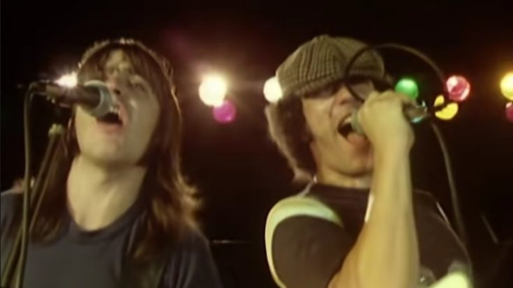 The AC/DC Song That Shoud’ve Hit Number 1 | I Love Classic Rock Videos