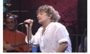 Relive The Unplugged Live Version Of ‘Maggie May’ By Rod Stewart Back In ’93