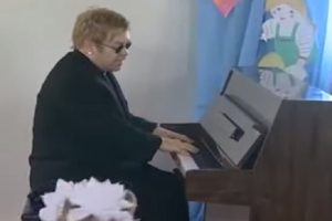 Watch Elton John Perform “Circle of Life” For Orphans In Ukraine