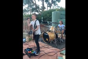 Young Rockers Cover  ‘Black Dog’ By Led Zeppelin