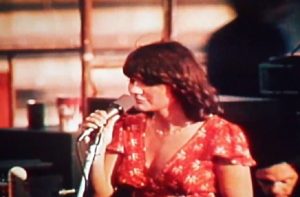 5 Best Live Performances Of Linda Ronstadt