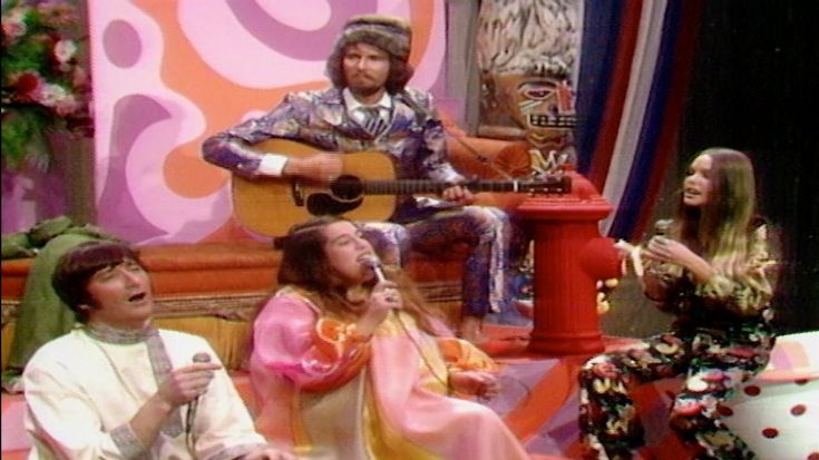 Relive 1967 With The Mamas & The Papas “California Dreamin'” On Ed Sullivan | I Love Classic Rock Videos