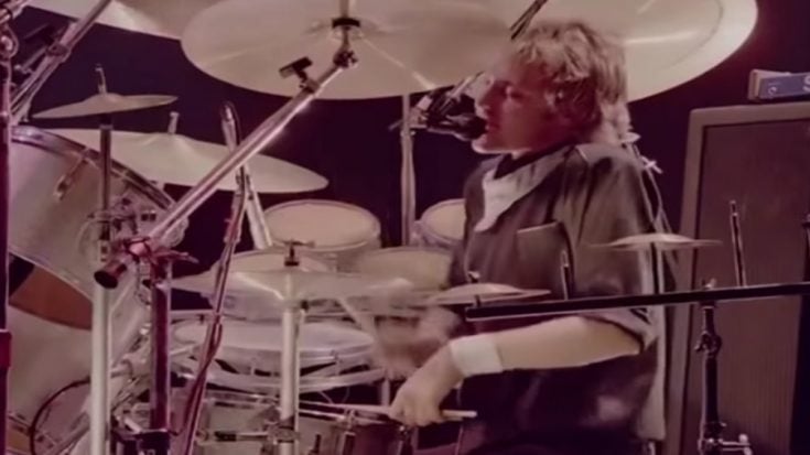 1981: Roger Taylor’s Back Up Voice In ‘Somebody To Love’ Was Unbelievably Incredible | I Love Classic Rock Videos