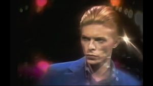 Relive David Bowie’s ‘Fame’ Performance In The Cher Show 1975
