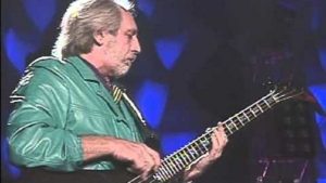 The Who’s 2000 Performance Proves They Wouldn’t Be Legends Without Entwistle