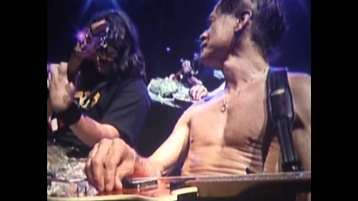 Watch Eddie And Wolfgang Van Halen Shred Together In 2004 Live Of ‘316’ | I Love Classic Rock Videos