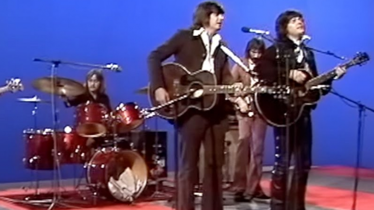 Slower Version Of ‘All I Have To Do Is Dream’ Live Is Heavenly | I Love Classic Rock Videos