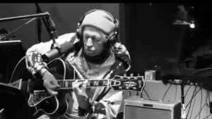Watch Keith Richards Live And Breathe Rock With Intimate Jam Video
