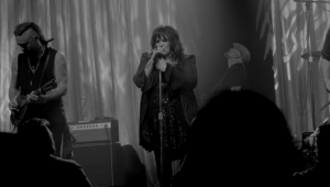Ann Wilson Delivers Stunning Encore With ‘Going to California’ Cover
