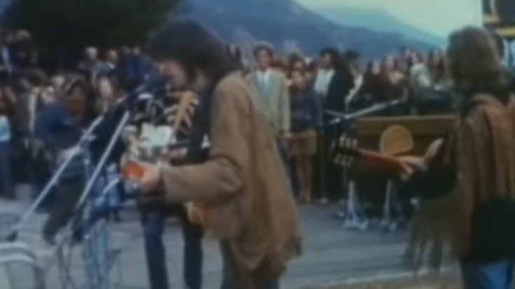Watch Crosby, Stills, Nash, & Young 1969 Nostalgic ‘Down By The River’ Performance | I Love Classic Rock Videos