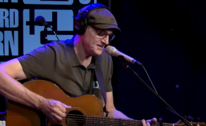Watch James Taylor Performs A Medley Of His Hits