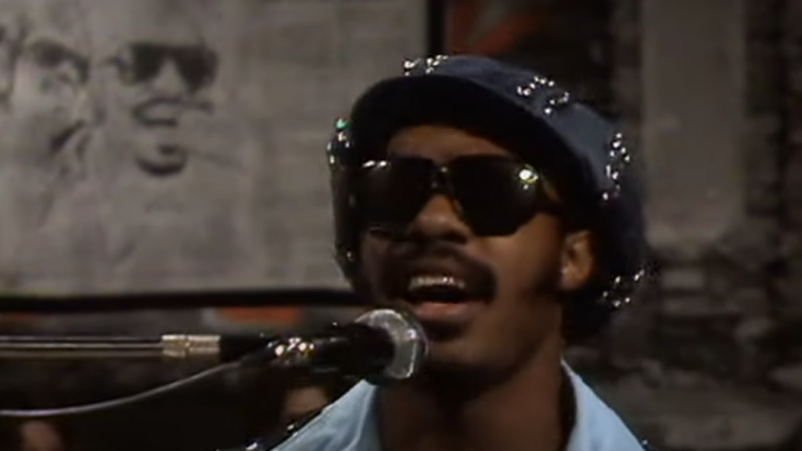 Watch Soul At Its Finest With Stevie Wonder’s 1974 “Living For The City” Live | I Love Classic Rock Videos