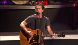 Watch John Mellencamp Live Performance Of “Pink Houses” In 1994