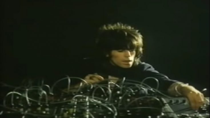 Watch Keith Richards Play A Vintage Synth | I Love Classic Rock Videos