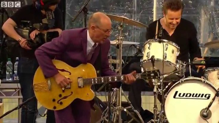 Andy Fairweather Low Shares Eric Clapton’s Trick To Stand Out | I Love Classic Rock Videos