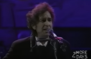 Watch Bob Dylan’s Full Woodstock 1994 Concert