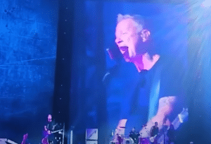 Watch James Hetfield React Onstage When Crowd Boos “St. Anger”