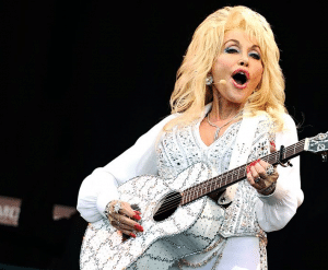 The Story of The Real Inspiration Of “Jolene” By Dolly Parton