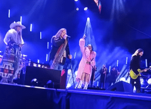Lynyrd Skynyrd, Lainey Wilson & Elle King Welcomes The New Year With “Sweet Home Alabama”