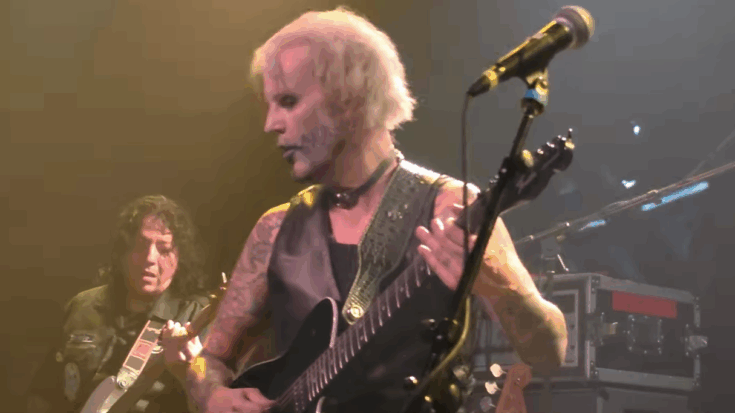 John 5 performs live at Goldfield Trading Post in Roseville, California, delivering a Mötley Crüe medley during his 2025 U.S. tour with Richie Kotzen.