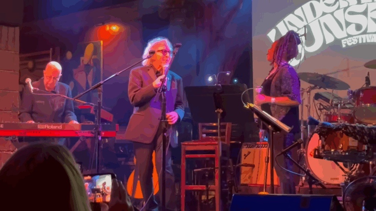 Peter Criss performing “Beth” live at the Cutting Room in New York City, joined by pianist Paul Shaffer and vocalist Catherine Russell during the 2025 Underwater Sunshine Festival charity event.